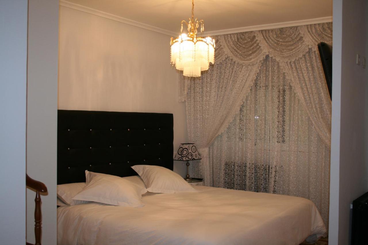 Mirador Del Ermitage Hotel La Bañeza Екстериор снимка