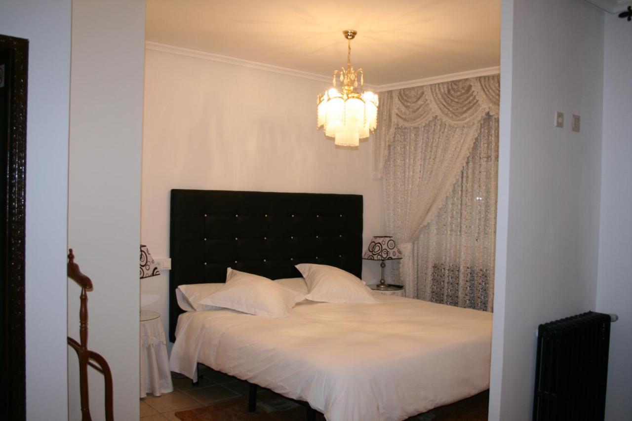 Mirador Del Ermitage Hotel La Bañeza Екстериор снимка